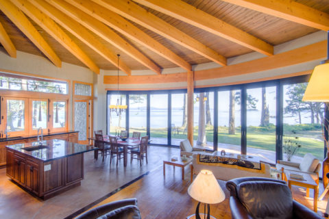 Curve Appeal, Sidney Island, BC. Timberwork by Kettle River Timberworks.