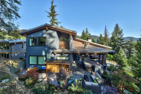 Modern Mountain Home, Whistler, BC. Timberwork by Kettle River Timberworks.