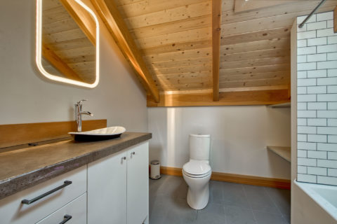 Crumpit Woods Comfort, Squamish, BC. Timberwork by Kettle River Timberworks.